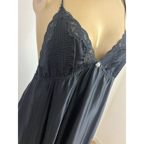 Vintage Nightwinds Women's XS Black Long Nightgown Full Length Nylon Rayon Blend - Picture 3 of 11
